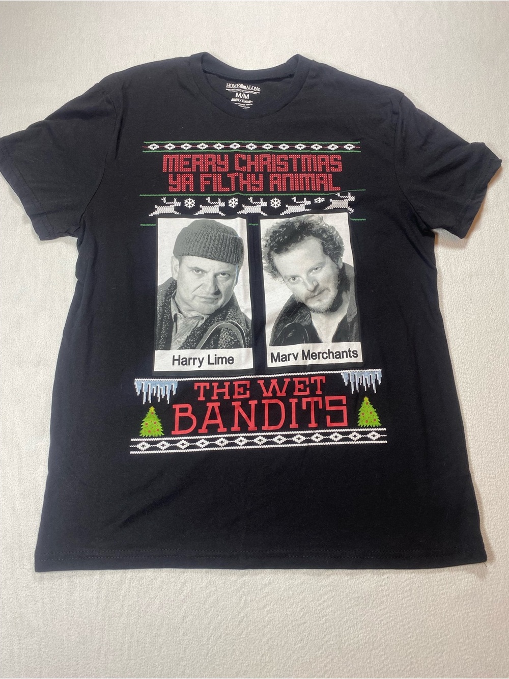 Home Alone Holiday Christmas Graphic Tee size Medium